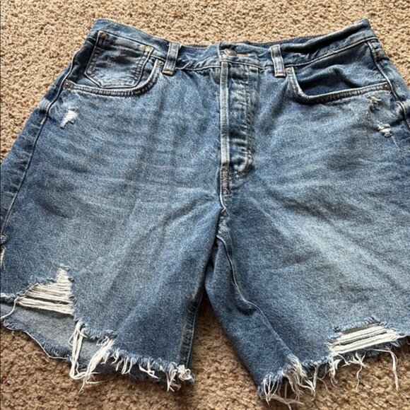 We The Free Blue Jean Shorts Distressed Vintage-Inspired size 27 - Picture 1 of 6